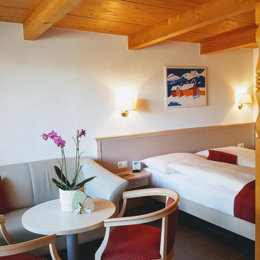 Chalet-Gafri - Bnb - Fruehstueckspension Und Gastfreundschaft Вильдерсвиль Экстерьер фото