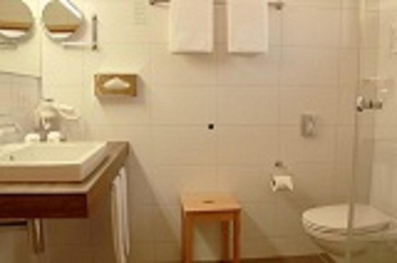 Chalet-Gafri - Bnb - Fruehstueckspension Und Gastfreundschaft Вильдерсвиль Экстерьер фото